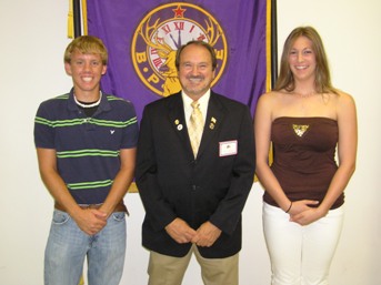 Jared Akers And Jessica Eldridge from Middlesboro High School Receive Scholarships