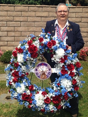Leading Knight Dorothy McCain Laying the Wreath at Live Oak Memorial Park