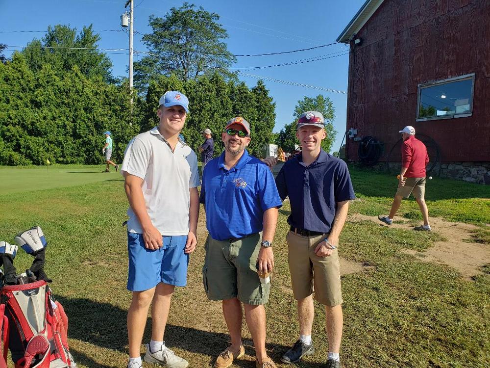 Loyal Knight Joe Andrews shown with players the Lodge sponsored for the District Junior Golf Tournament. 2019