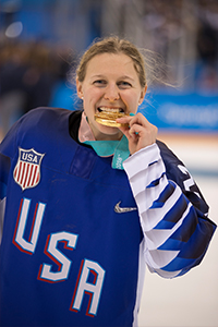 Kendall Coyne Schofield Changes Landscape of Women's Hockey in One Week