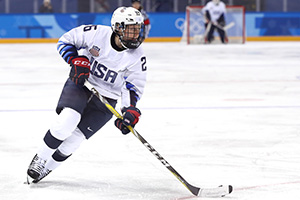 Palos 118 alumna Kendall Coyne to return to Olympic ice in 2018