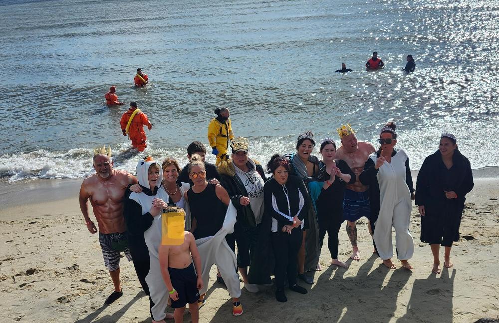 Penguin Plunge -Lodge 25 Members ready to plunge!