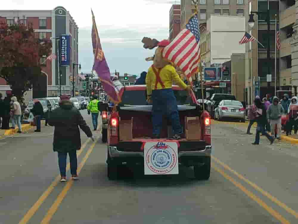 Elroy and Elks passing out candy in the Veteran's Day Parade
