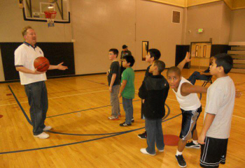 SVP Jim Howes explains the rules at the Seattle Elks 2012 Hoop Shoot