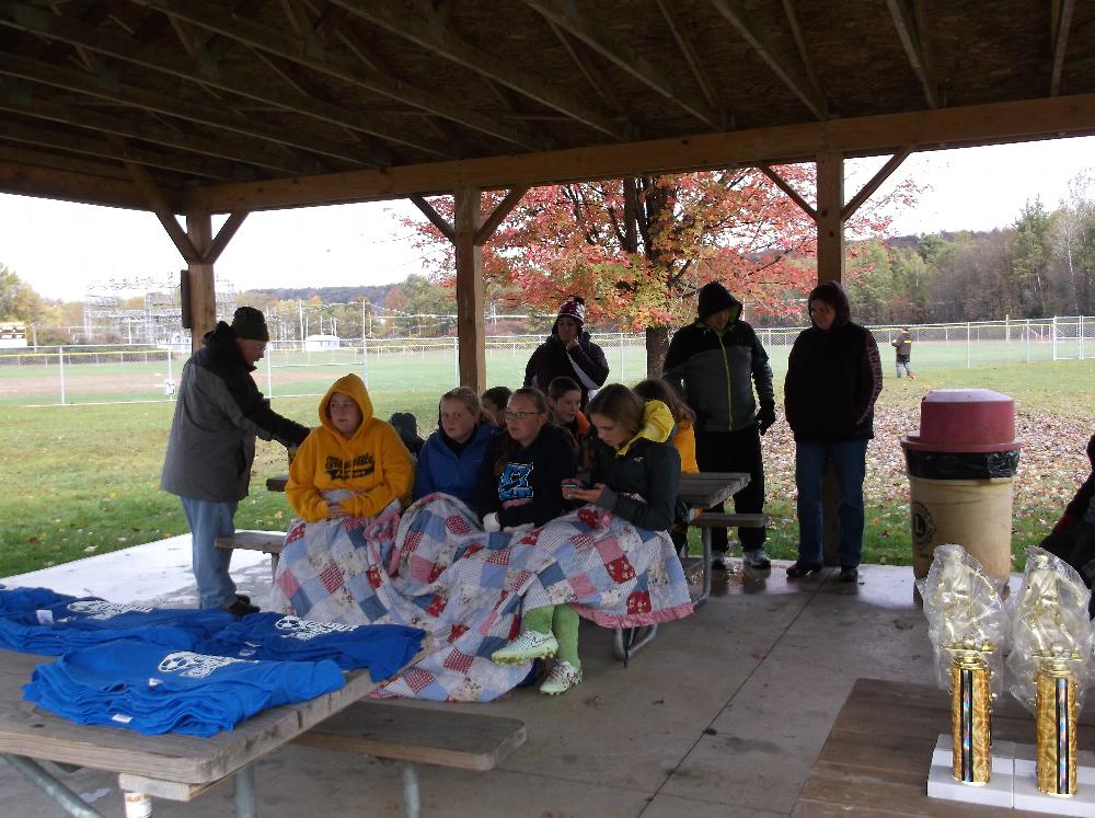 Hoop Shoot October 2015
Waiting for trophies.