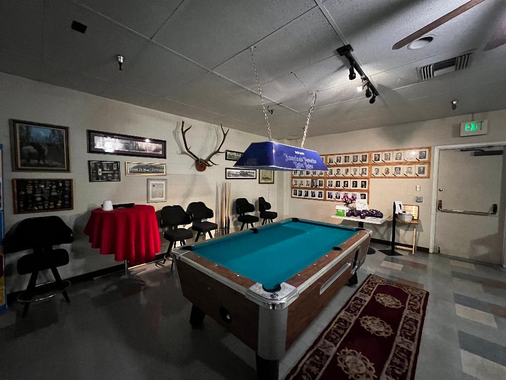 2022 Clubhouse Pool Table
