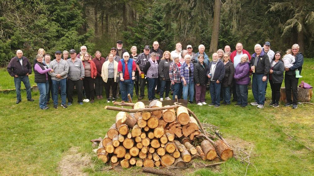  Bremerton Elks Travel Fun group visited us April 19th-23rd 2023. Joined us for Fish and Chips, enjoyed a Bon Fire, and ended their stay with a Dj Dance night.