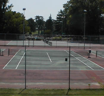 Three tennis courts for the members. 