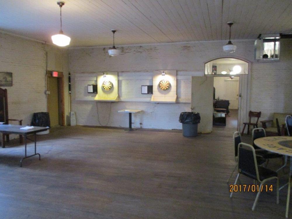 The Dart Hall was hosted in the Carriage Barn which provided a great setting. Pool, Shuffleboard, and Cribbage games were held in the main Lodge and Bowling was at the Bennington Lanes. Breakfast and Lunch were available.