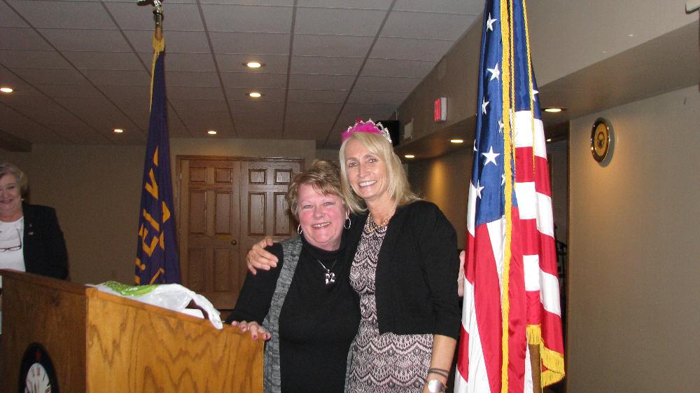 Karen Bures presents First Lady of the Lodge Tiara to Dawn Spranger