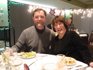 Theresa and Dan bring in the New Year with smiles........... :-) "Happy New Year!"