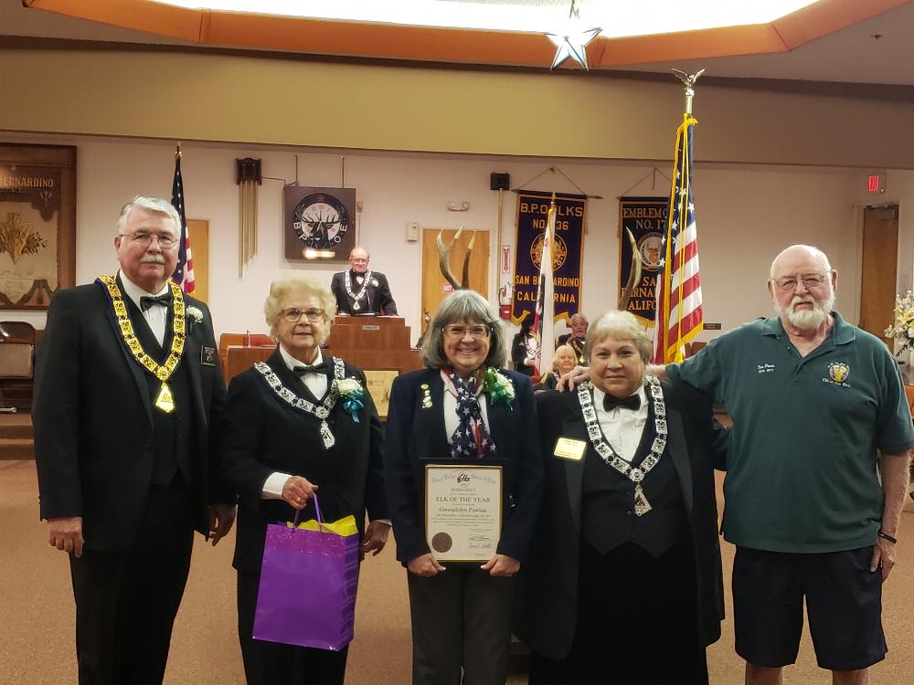 2021 Elk of the Year, Gwendolyn Pawluk, shown with prior Elks of the Year in attendance.

Left to Right, Bob Cones / Beth Alexander / Gwen Pawluk / Angie Hively / Tom Poole