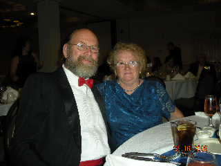 Enjoying a Delicous Prime Rib at State Convention 2010
PER Arnold Dunn and Marilyn Dunn 