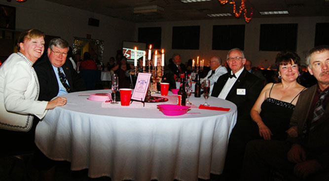 February 8th was the Sweetheart Ball for 2013.
This was the second year for this MCCP fundraiser, and a wonderful evening for everyone in attendance, and the official visitation of the State President and First Lady.