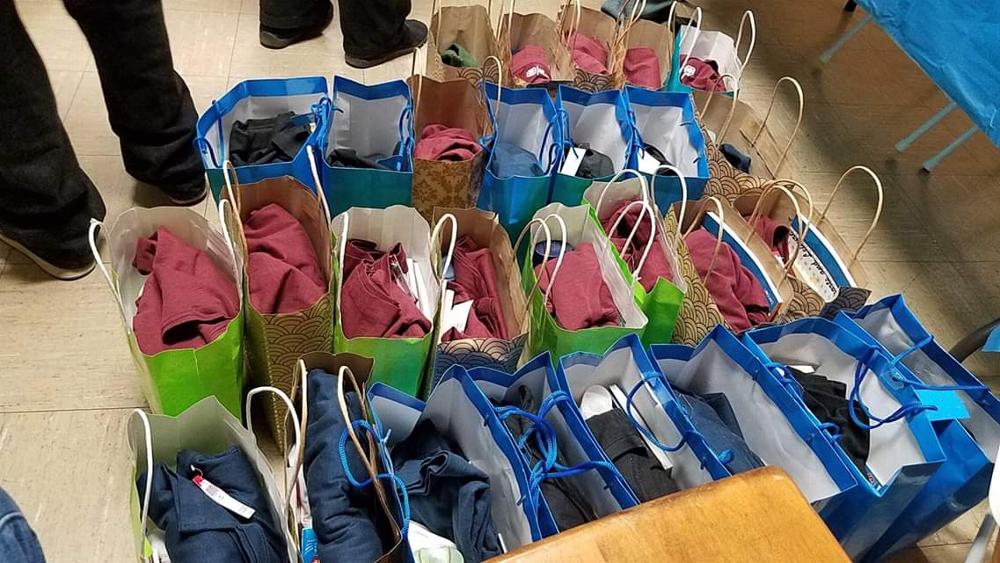 Our members put together goodie bags for the Veterans who attend our dinners.