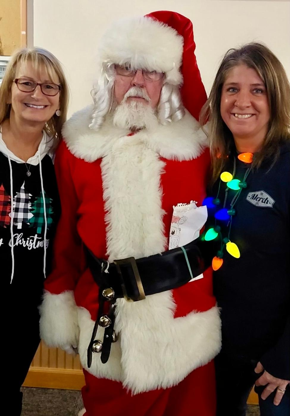 Santa's Helpers...thanks Kim & Jamie!