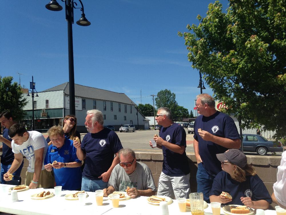 Hot Dog Eating Contest July 4th, 2014