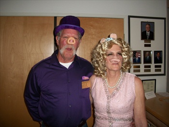 Pigs in Lodge