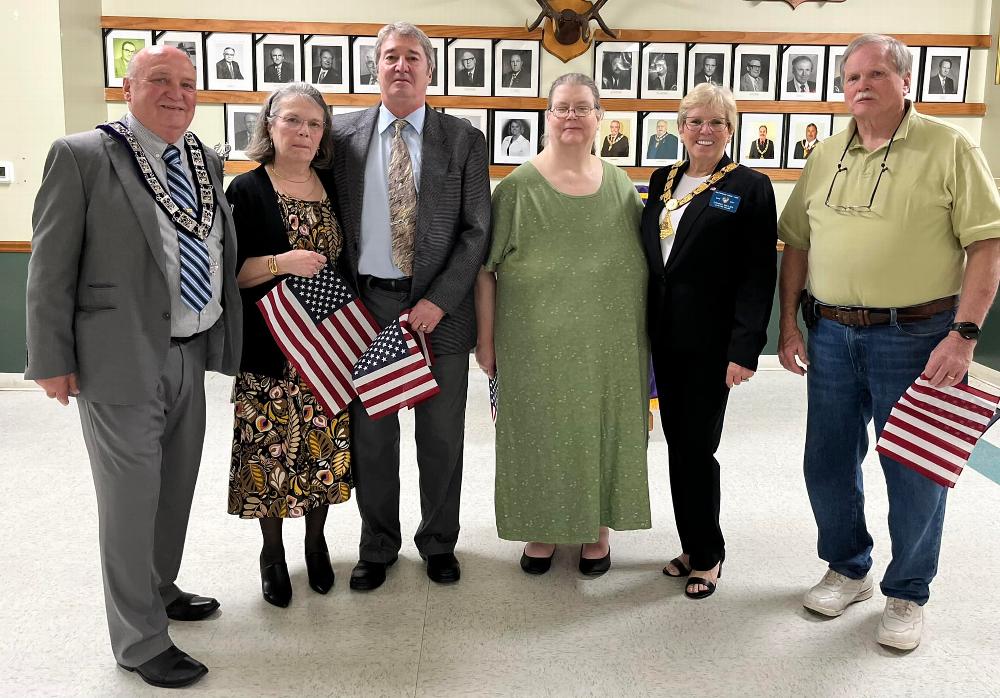 Please welcome our newest members: Mr. James & Diane Parodi, Miss Jeannie Hartley, and Mr. John Burns.