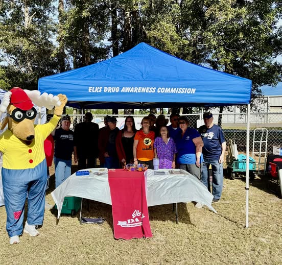 Thank you to all of our dedicated volunteers for coming out today to support our community trunk or treat. Special thank you to Elroy for spending the day with us in the heat. Each of you are greatly appreciated. Event had a great community turn out.