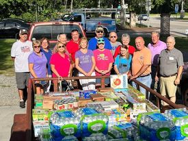 Today we had the privilege of delivering $2200 worth of items to “In His Name Ministry” food bank. Thank you to the members that support ENF. This was our $2000 Spotlight Grant project. Thank you to Bingo for donating $200 worth of peanut butter to this project. Thank you to all the members that helped deliver the food & water. We are blessed to have great members that believe in giving back to our community. “Elks Care!! Elks Share!!” Our volunteers:          ER Donna Avant Miller, Larry & Rhonda McDonald, Paul Turner (Jerri Archerda Turner) Beth Johnston Carpenter, Bob Tiegs, Betty & Ernest Enfinger, Ann Smoak, Angus Patterson, Robert Baggett, Richard & Dawn Blatter, Pam Berry, & MaryJo Avant Fox. Not pictured: Ryan & Chumpy Penfield.