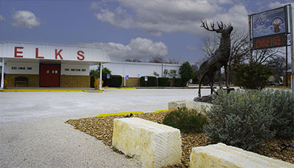 Front of Lodge 2081