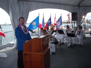 Greg speaking at Flag Day on Missouri