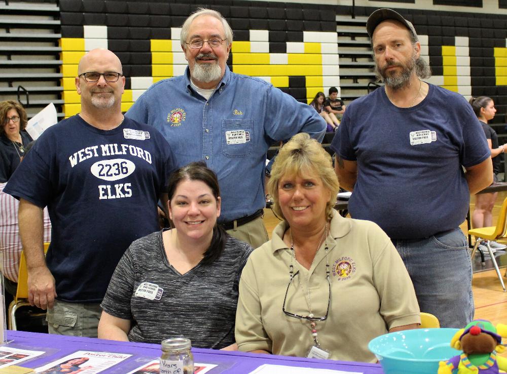 
 The West Milford Elks recently attended the West Milford High School Annual Health Fair.
 The lodge handed out pamphlets on drug and alcohol abuse as well has many visual displays.
 Giveaways included Frisbees, airplanes, stuffed Elk animals and even a few soccer balls.

Sitting: Dawn Landolfi, Laura Paul
Standing: John Addice, Bob Kolatec and Dwayne Koning