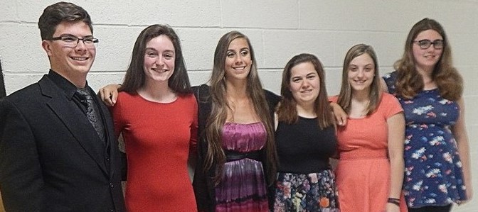 
The West Milford Elks Lodge 2236 recently awarded 10 High School Seniors $500 each to help in their college endeavors.

The lodge would like to congratulate West Milford High School recipients Sarah Clark, Emily Clouse, Megan Townsend, Brielle Mulvihill, Graham Padley, Sophia Souran, Tom Benway, Anna Moran, Jennifer Noctor and Nicholas Soltres.

Picture (provided by David Townsend)
 L/R: Graham Padley, Brielle Mulvihill, Sophia Souran, Meghan Townsend, Emily Clause and Sarah Clark
