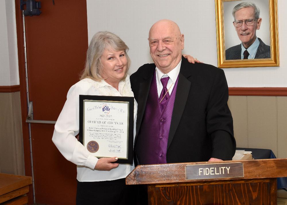 2022 Elk of the Year Denise Maracle presented by past ER Jerry Hurley