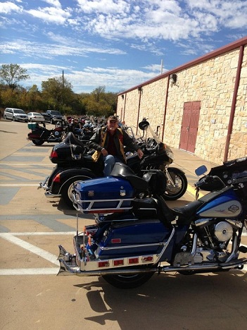 Tilt Toy Run - Led by Linda Cox (27 years), Lucky Cox (18 years), Debi Segedy (25 years) and James Ferrell (8 years).  Great event to benefit children less fortunate. Way to go, team work. Auxiliary and Elks working together!