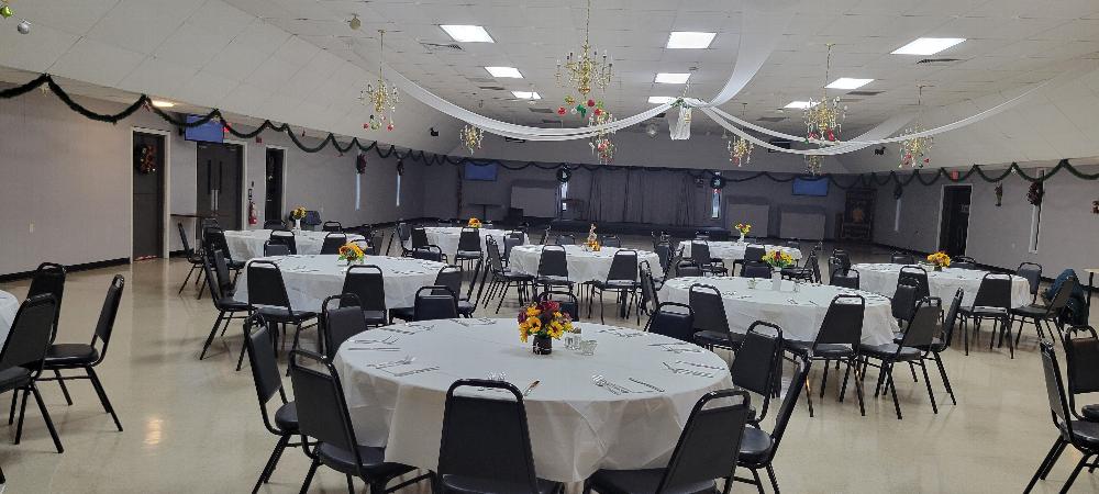 2023 Christmas Elks Hall
