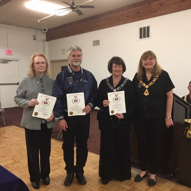 Receiving their Major Project 52 Club certificates with silver pig pin from ER Janet Rasmussen are Barbara Kincaide, Dave Mullett, PER and Diane Sharp.  Congratulations to all!
December 2018