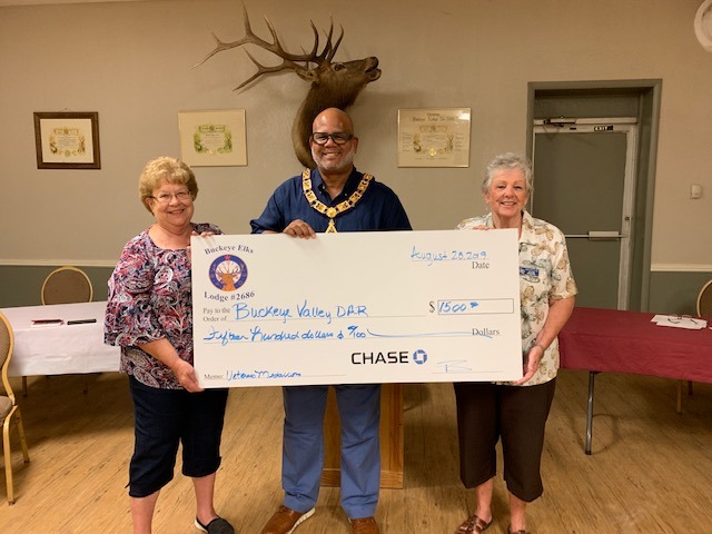 On August 28, 2019, Exalted Ruler Tedy Burton presented a $1,500 donation to the Buckeye Valley Daughters of the American Revolution! This was made possible through an Elks National Foundation grant. We appreciate the work DAR does for our community! Pictured is Tedy with Linda Davis (left) and Jackie DeMare (right), both long time members of DAR.