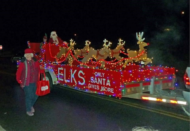 ELKS Only SANTA Gives More ---
Christmas on Main Street Parade 2017, 
Thompson Falls, MT

