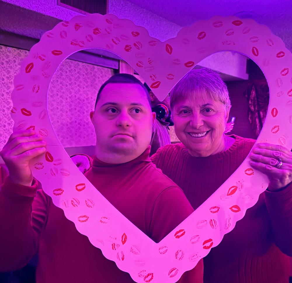 Josep & mom 2026 V-day Karaoke 