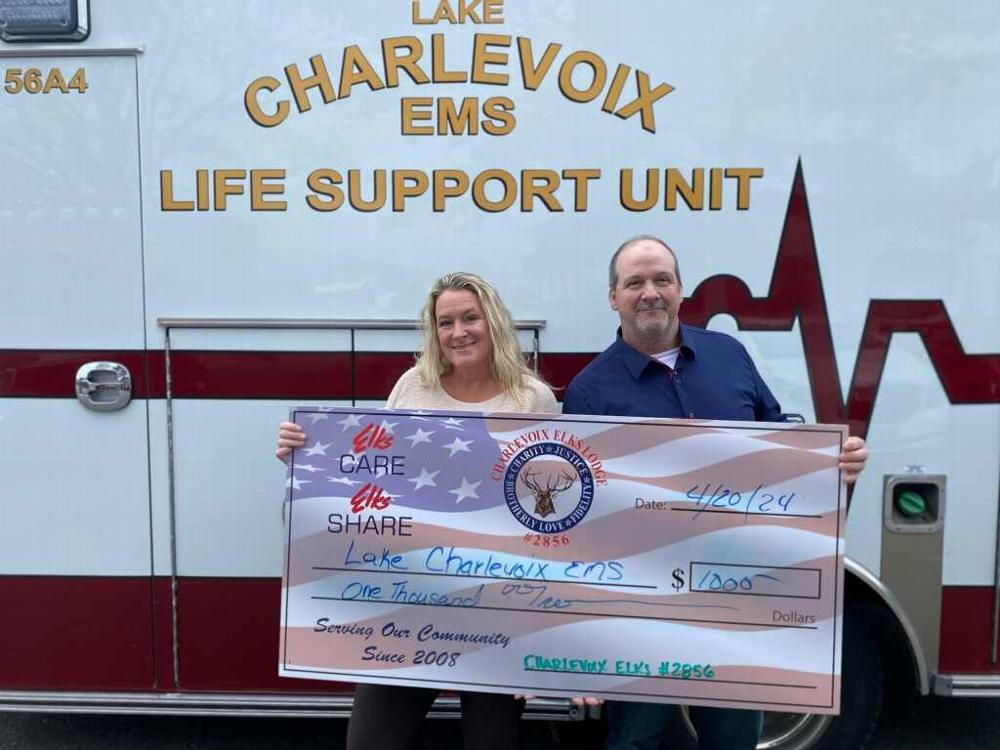2856 Donates $1,000 to Charlevoix EMS